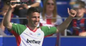 西甲焦点对决：西班牙人队VS赫罗纳队激战在即