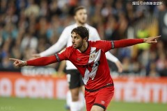 皇马领跑欧洲赛场，切尔西逆转胜利物浦，4-1大胜展豪门风采